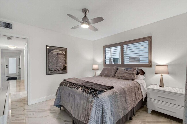 Building Photo - 15108 Ashland Dr