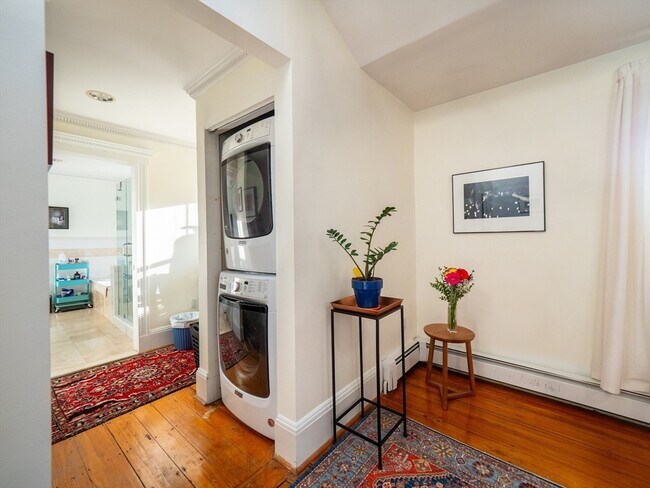 Building Photo - 36 Tremont St