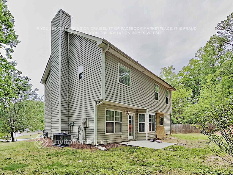 Building Photo - 3300 Glen Summit Ln