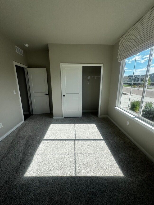 Building Photo - 9996 Antelope Ravine Dr