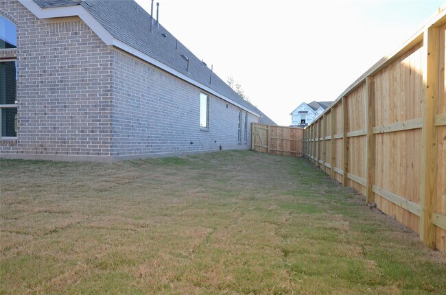 Building Photo - 10511 Forfar Ln