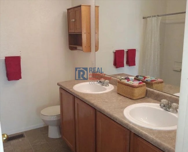 Building Photo - 6827 Autumn Ridge Dr