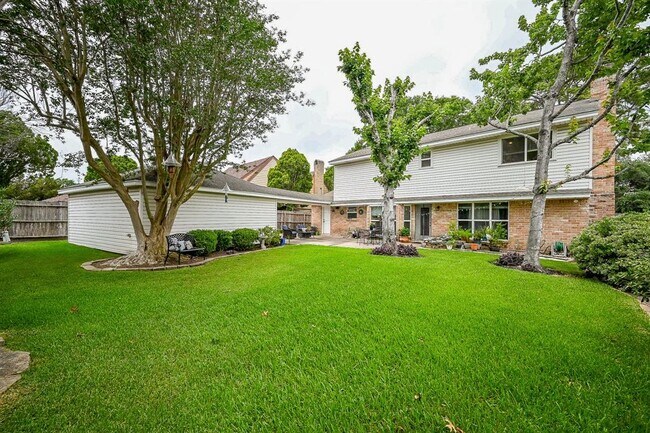 Building Photo - 11503 Briar Rose Dr