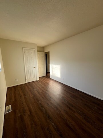 Building Photo - 648 E McCracken Ave