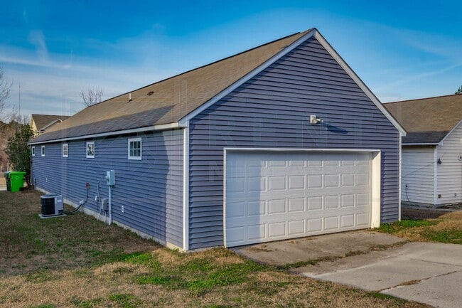 Building Photo - Available Now: Updated 3 Bedroom with Garage!
