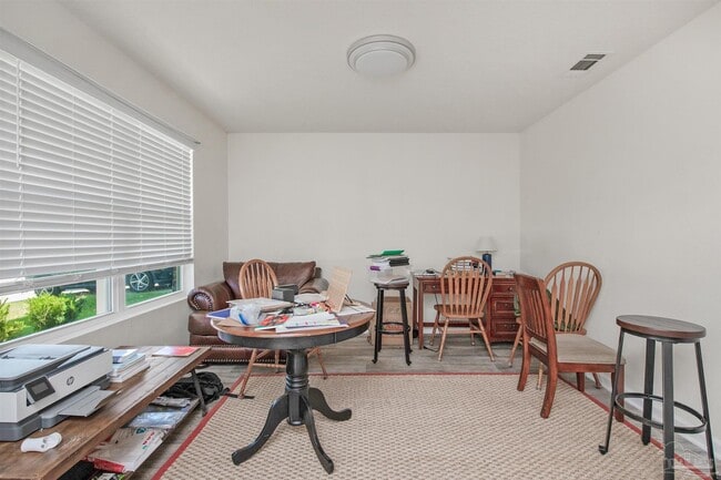 Building Photo - 6256 Churchill Cir