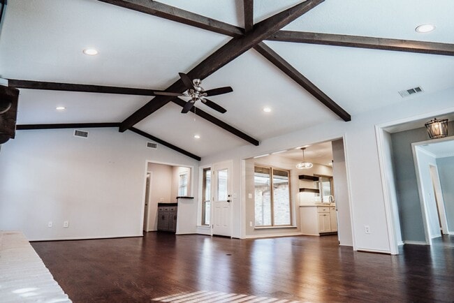 Building Photo - 3205 Winchester Dr