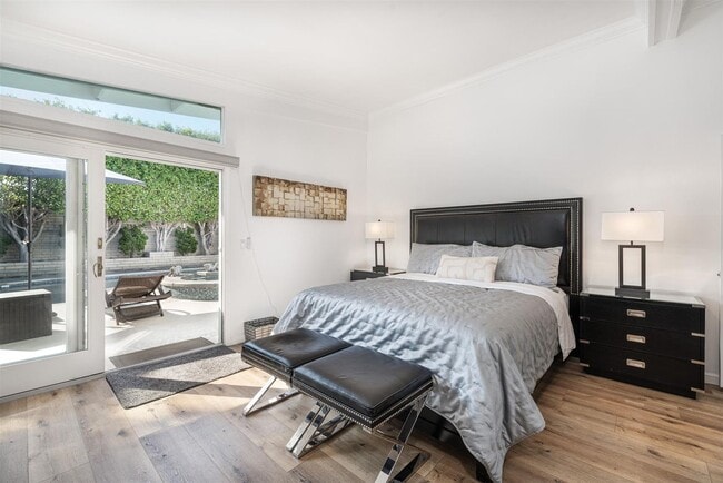 Building Photo - Huntington Harbor Lifestyle - Location, Location, Perfection!