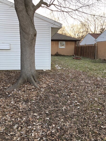 Building Photo - 3005 Menominee Ave