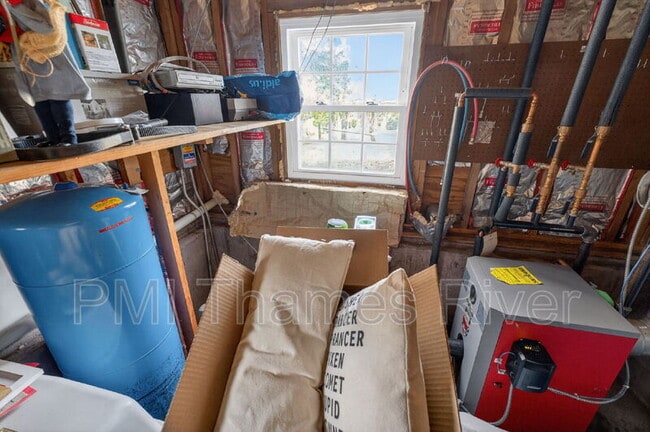 Building Photo - 74 Hurlburt St