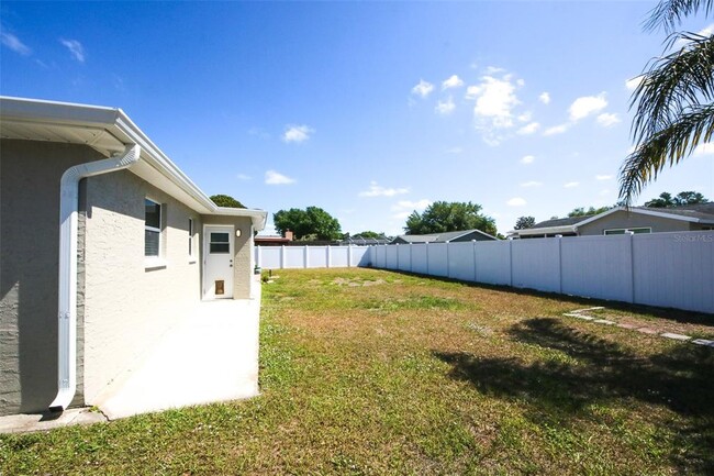 Building Photo - 4338 Tall Oak Ln