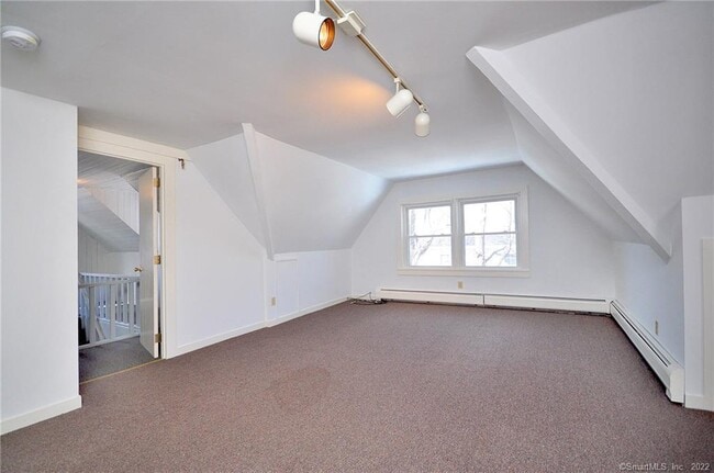 Building Photo - 387 South St