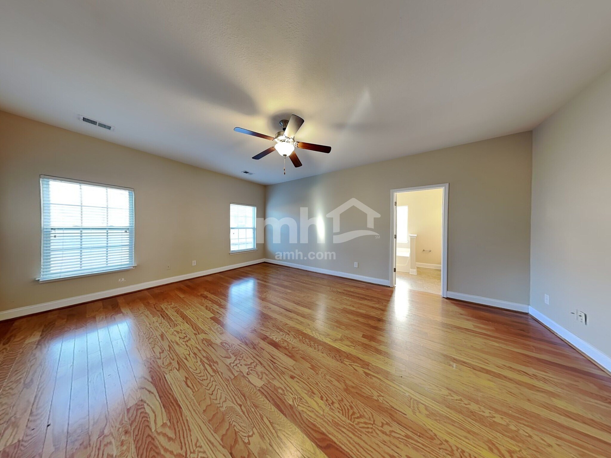 Building Photo - 147 Scottish Ave