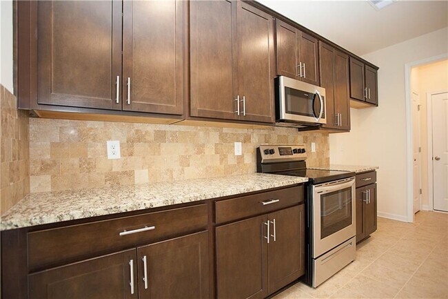 Building Photo - 4355 Almanor Cir