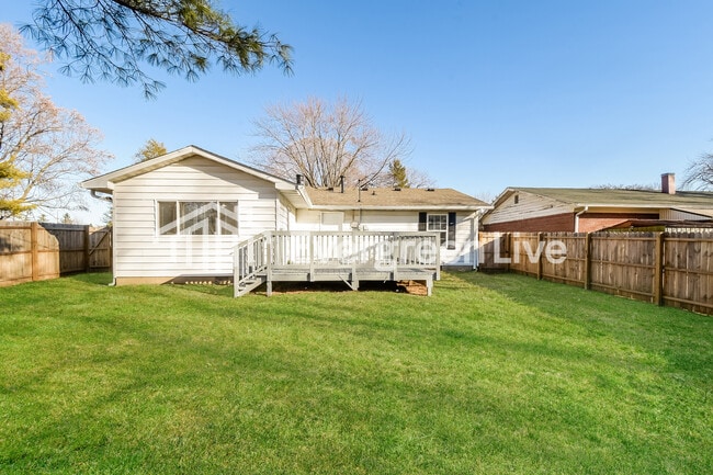 Building Photo - 1850 Priscilla Ave