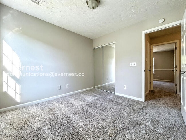 Building Photo - 113 Oak Grove Pl