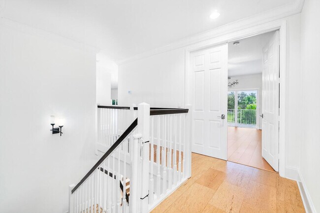 Building Photo - 257 Spoonbill Ln N
