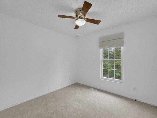 Building Photo - 6880 Pine Bark Ln