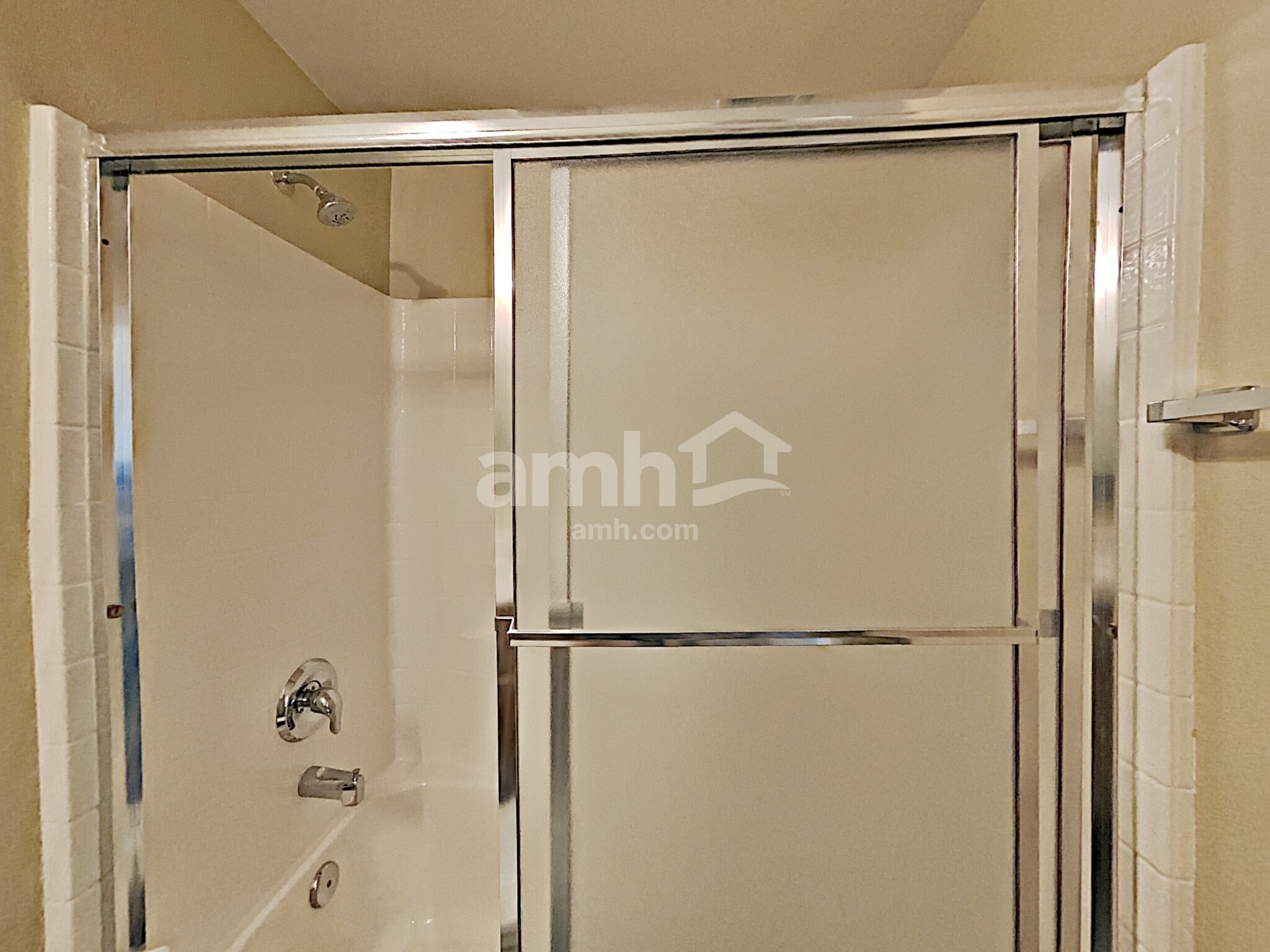 Building Photo - 9771 Hanover Grove Ave