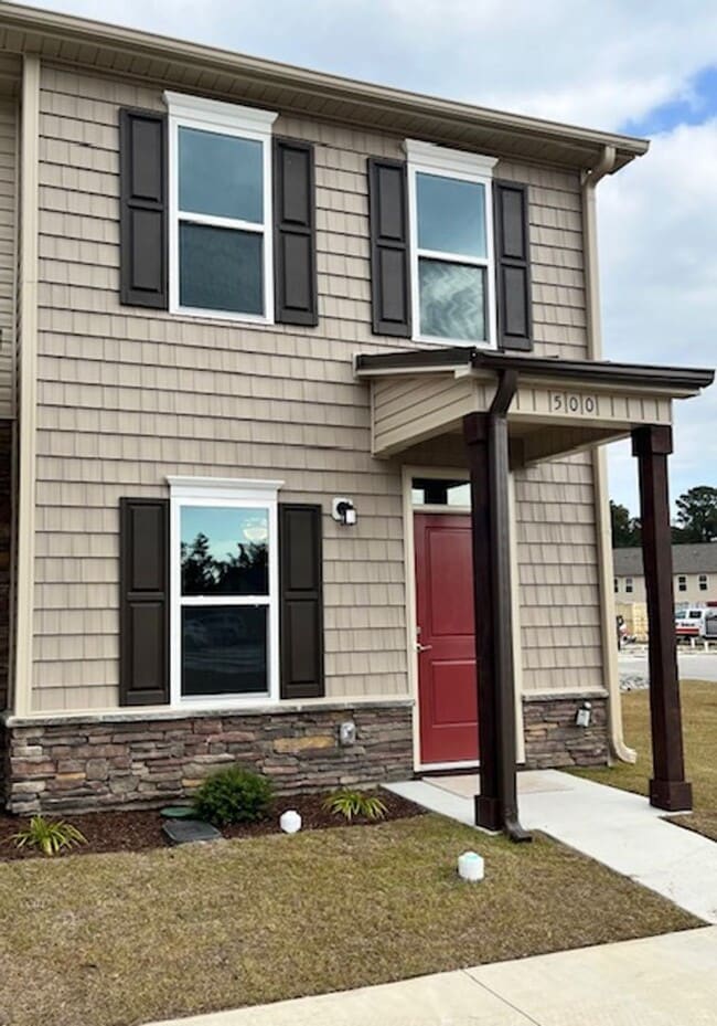 Building Photo - Boyington Place Avail!