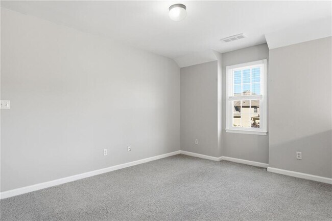 Building Photo - 315 Mirramont Ct