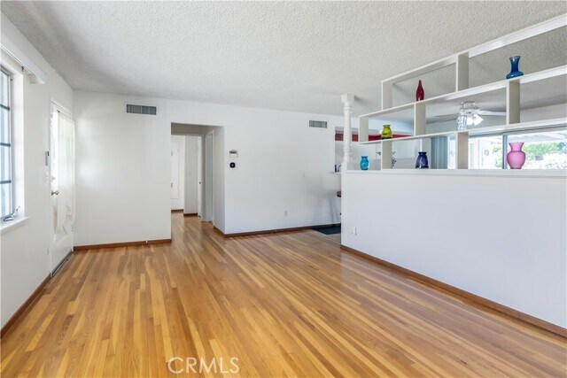 Building Photo - 11543 Swinton Ave