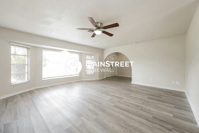 Building Photo - 3 Bedroom Pet-Friendly Home in CAPE CORAL, FL with Main Street Renewal