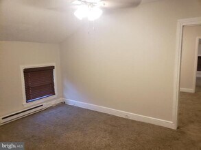 Building Photo - 403 Pennington Ave