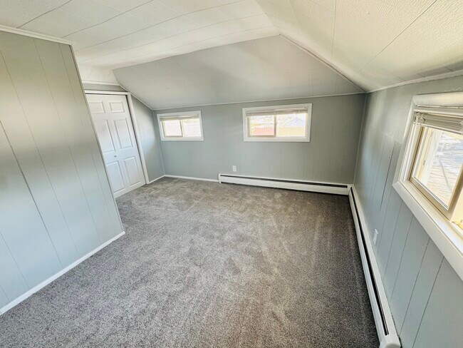 Building Photo - 42129 N 2nd Ave