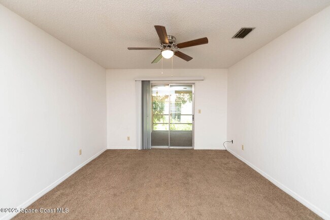 Building Photo - 3059 Sir Hamilton Cir