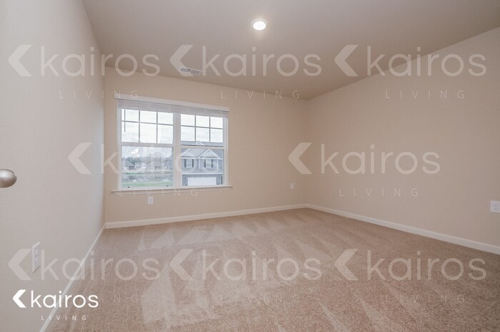 Building Photo - 1037 Pilgrim Ln