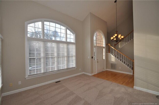 Building Photo - 206 Whiteberry Dr
