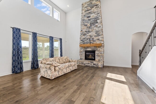 Building Photo - 3622 Switchgrass Ct