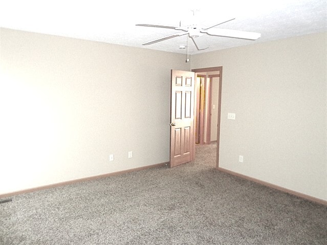 Building Photo - 6571 Hemmingford Dr