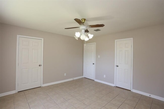 Building Photo - 9707 Fonville Dr