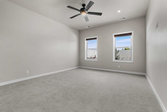Building Photo - Exceptionally Maintained 3 Bedroom Home in Coeur d'Alene