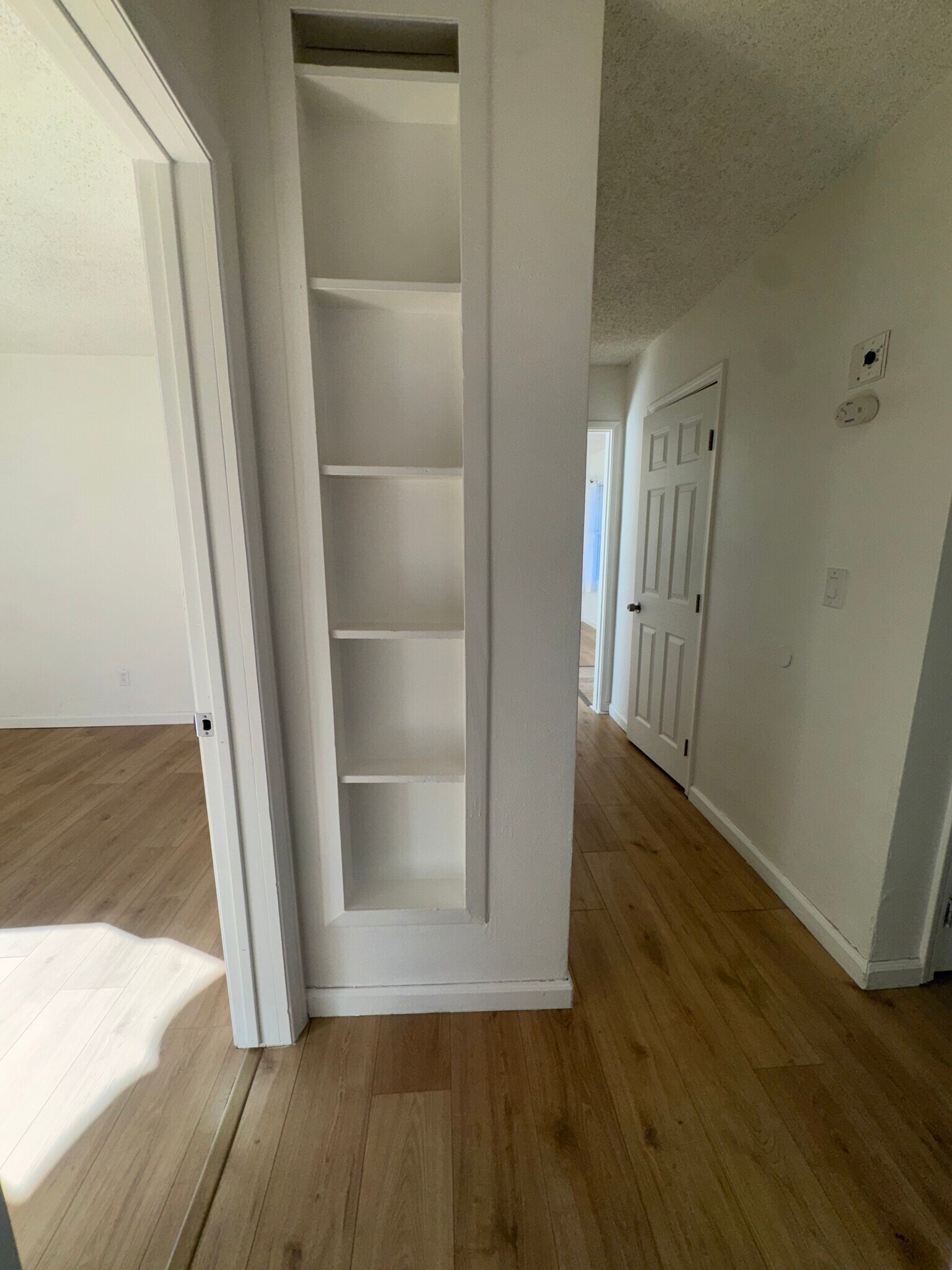 Building Photo - 144 E Avenue Q