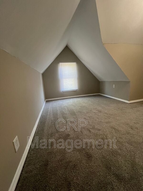 Building Photo - 5318 Quincy St