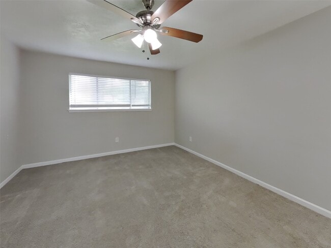 Building Photo - 12819 Enchanted Path Dr