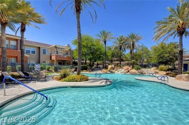 Building Photo - 821 Glacier Peak Ln