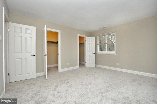 Building Photo - 411 Stiles Ave