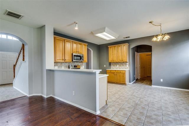 Building Photo - 3408 Oleander Dr