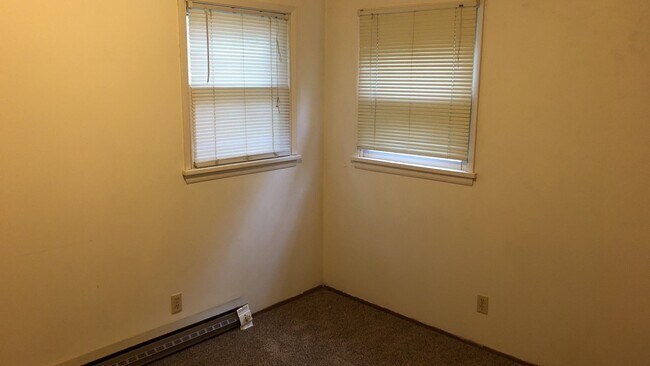 Building Photo - 1255 NW Davis Way