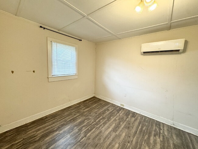 Building Photo - 1 bed, 1 full bath duplex in Pickens