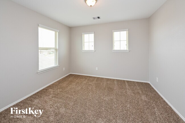 Building Photo - 20931 Wedgewood Chase Wy
