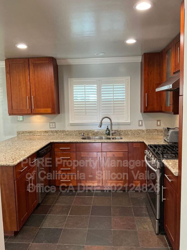 Building Photo - 2607 Erskine Ln