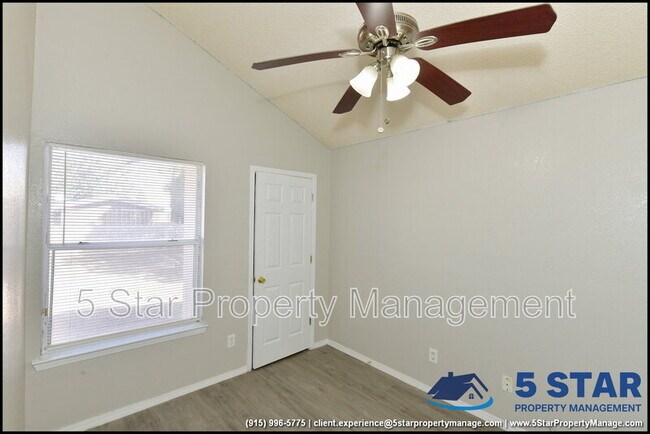 Building Photo - 12257 Robert Dahl Dr