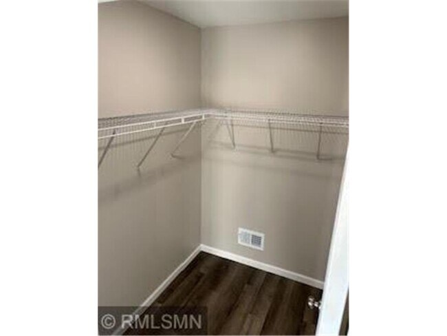 Building Photo - 18512 Salem St NW