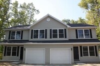 Building Photo - 129 Vosburgh Rd