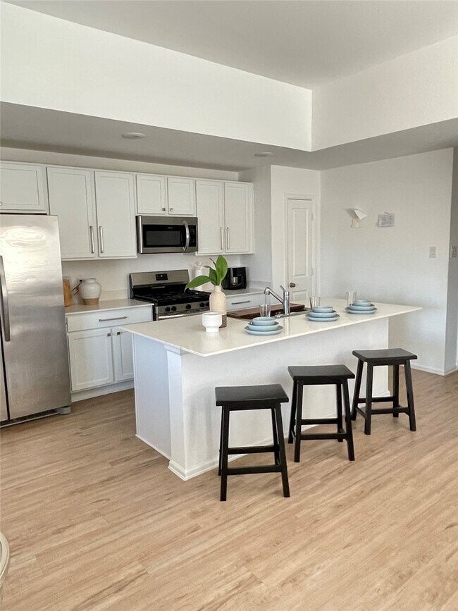 Building Photo - 21723 Piscinola Ln